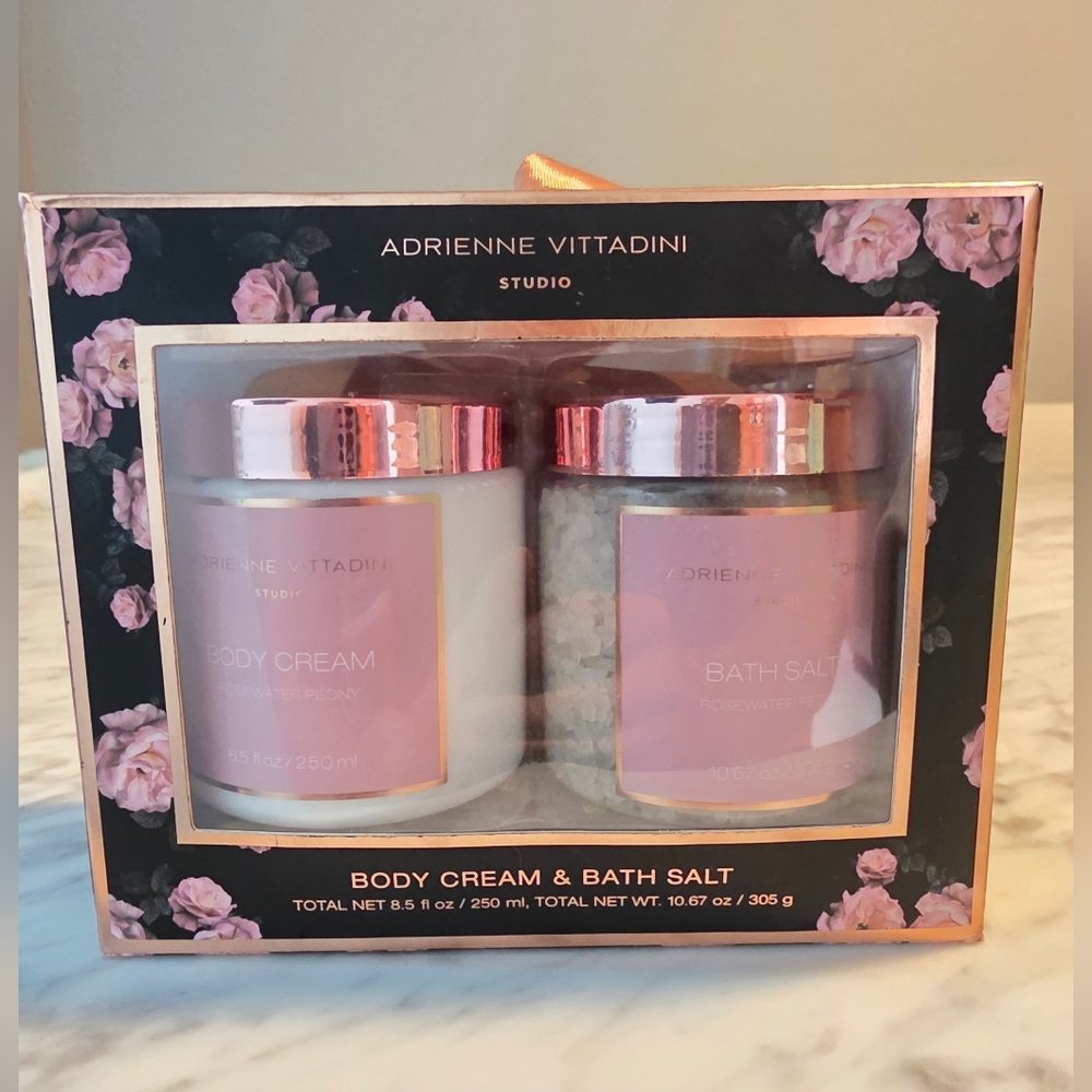 Adrienne Vittadini Pink Body Cream & Bath Salt Duo